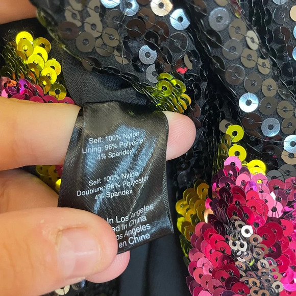 NWT For Love & Lemons||
San Junipero Sequin Skirt in Dahlia
Size Medium - Picture 6 of 7